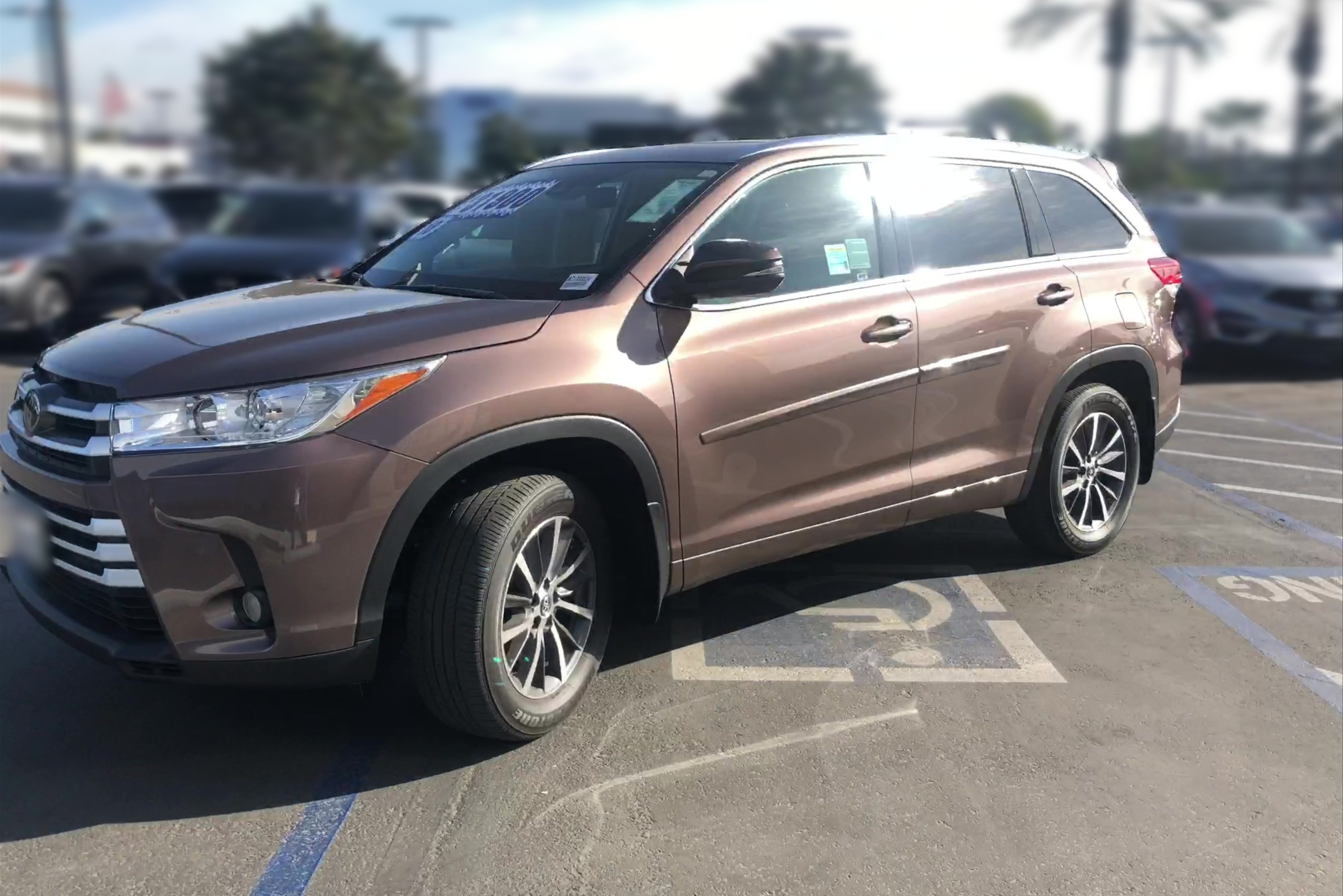 Used 2018 Toyota Highlander | Carvana