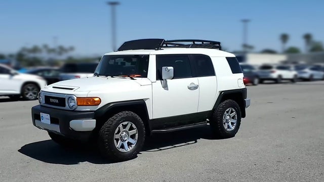 Used 2014 Toyota FJ Cruiser | Carvana