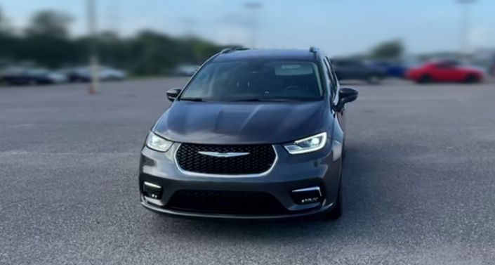 Used 2021 Chrysler Pacifica For Sale Online | Carvana