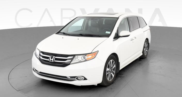 white honda odyssey minivan