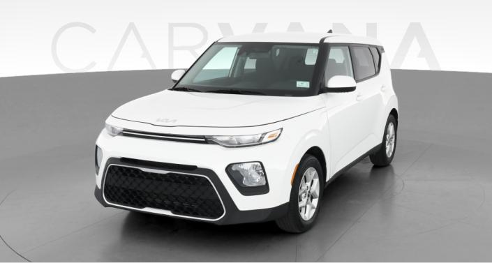 Used 2022 Kia for sale in Topeka, KS | Carvana