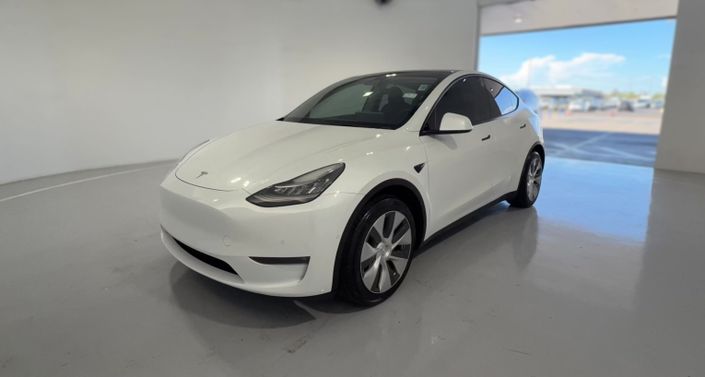 2021 Tesla Model Y Standard Range in Pearl White Multi-Coat — photo 1