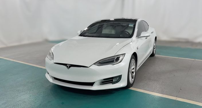 2018 Tesla Model S 100D Ludicrous Performance in Pearl White Multi-coat — photo 1