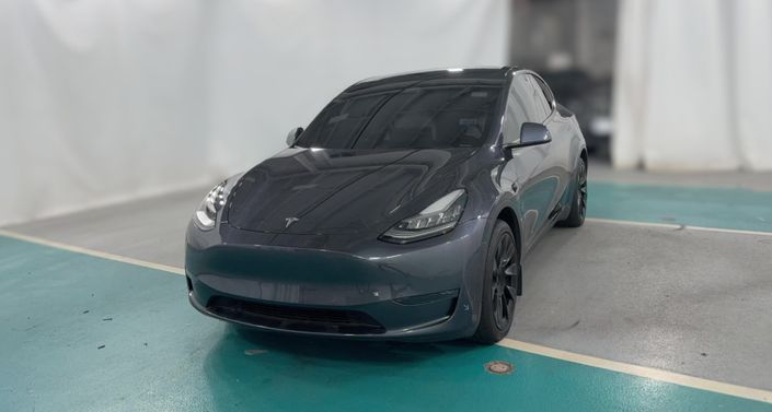 2020 Tesla Model Y Long Range All-Wheel Drive in Midnight Silver Metallic — photo 1
