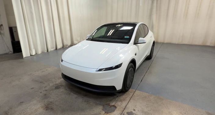 2026 Tesla Model Y Rear-Wheel Drive in Pearl White — photo 1